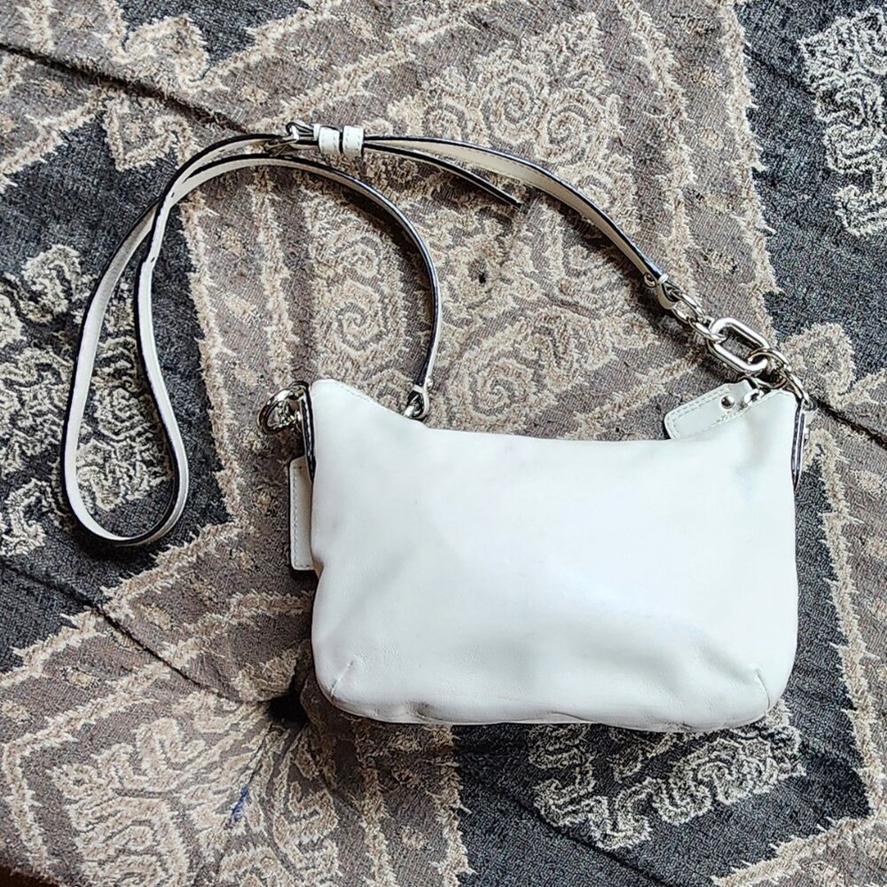 ✅️ Coach Elegant White Leather Shoulder Bag *Very Rare - Picture 6 of 15